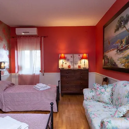 The Liberty Flat Penthouse In *